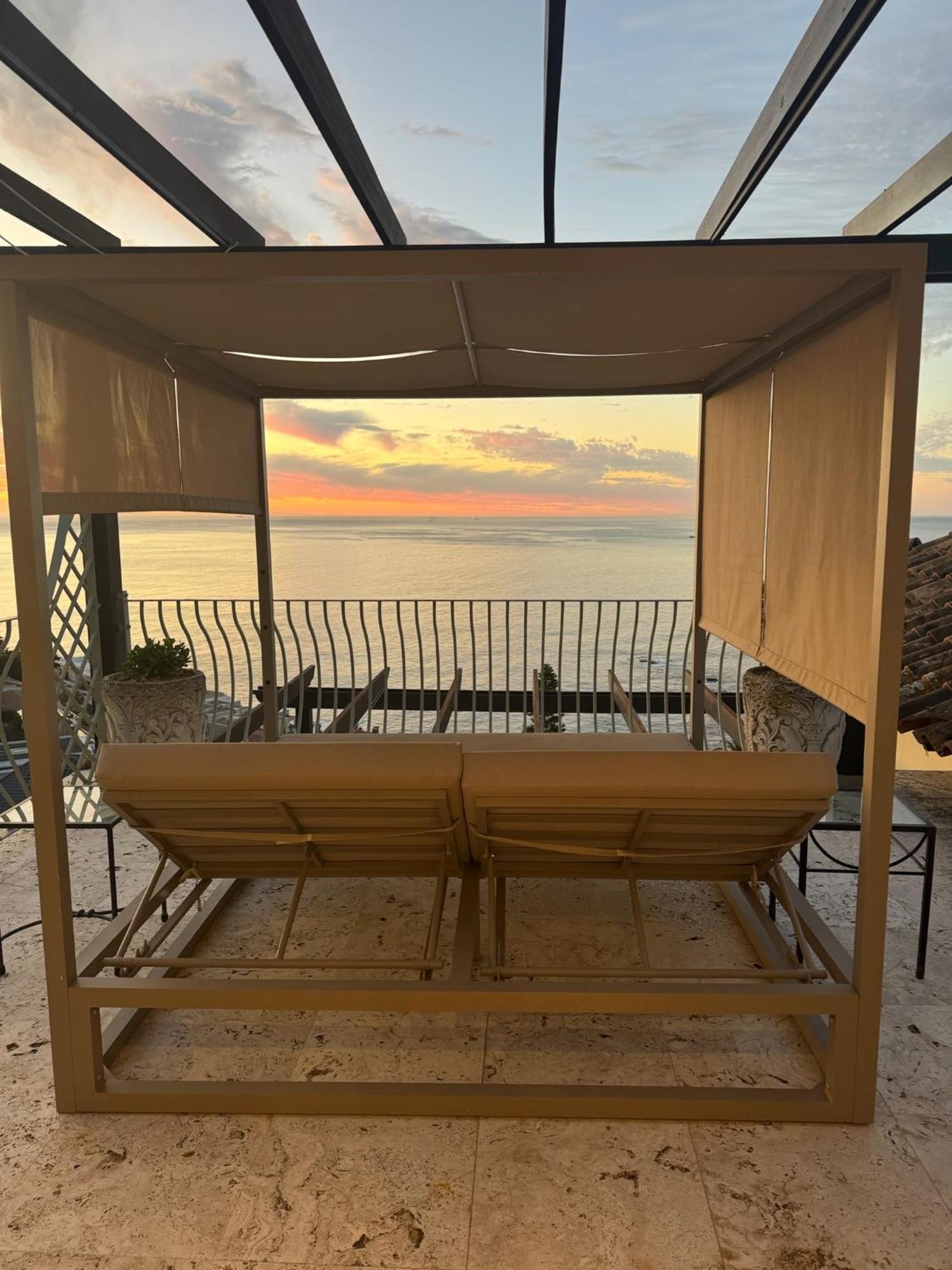 Villa Del Mar - "Luxurious En-Suite Bedroom With Lounge And Stunning Sea View Balcony In Bantry Bay" Le Cap Extérieur photo