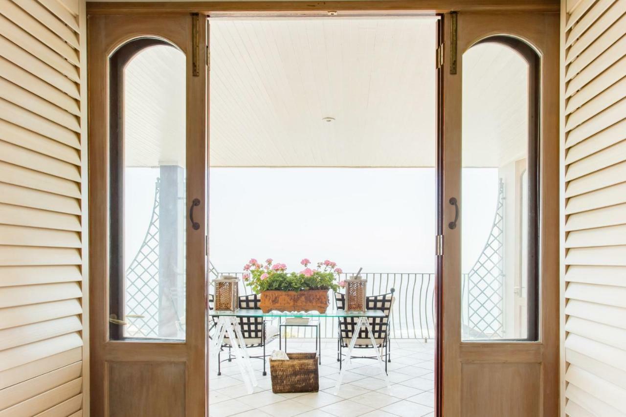Villa Del Mar - "Luxurious En-Suite Bedroom With Lounge And Stunning Sea View Balcony In Bantry Bay" Le Cap Extérieur photo